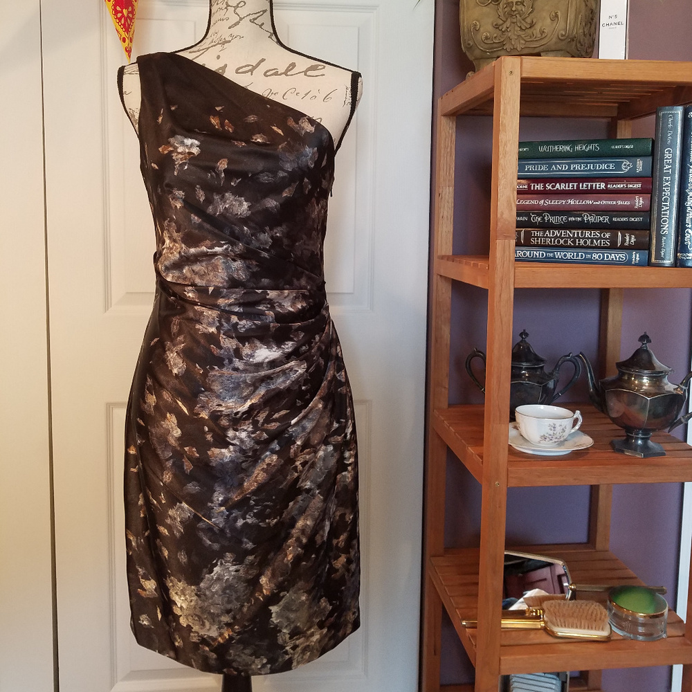 Maggy London Ruched one shoulder cocktail dress